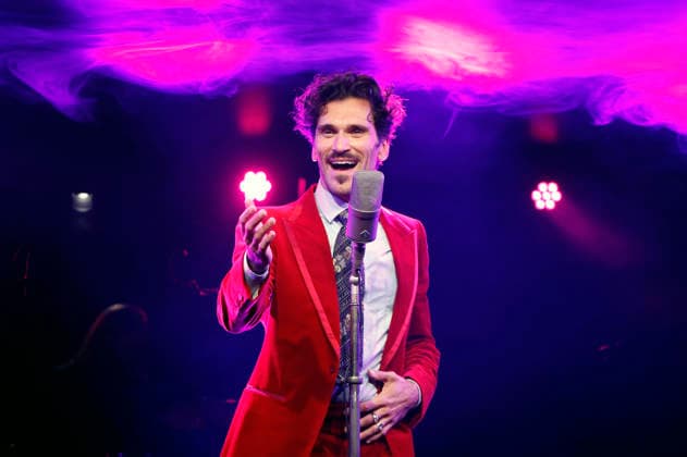 Vladimir Korneev beim Photocall zu seinem neuen Programm Vladimir Korneev singt Dalida - Um nicht allein zu sein im Tipi am Kanzleramt. Berlin, 05.05.2026