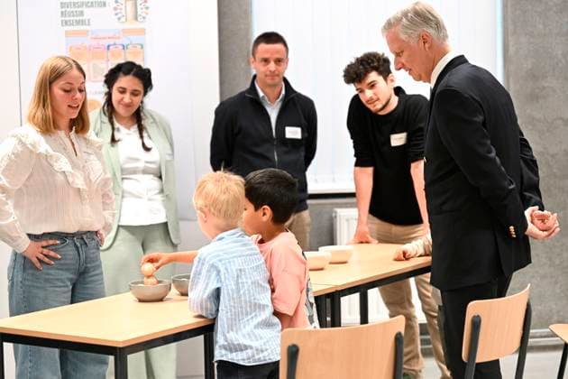 King Philippe visits the University of Namur NAMUR, BELGIUM - MAY 06 : King Philippe visits the University of Namur to learn about its partnerships with two higher education institutions Hénallux and IMEP regarding the training of future teachers on May 6, 2026 in Namur, Belgium, 06 05 2026 Namur Belgium  Copyright: xDidierxLebrunx