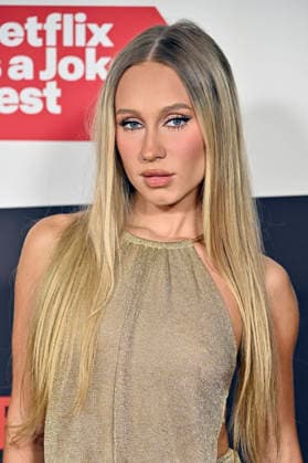 Alison Ogden beim Live-Event der Netflix-Talentshow Funny AF with Kevin Hart im United Theater. Los Angeles, 05.05.2026