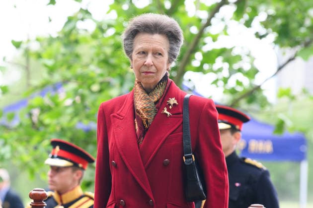 41 Gun Royal Salute for Third Anniversary of King Charles III s Coronation at Hyde Park, London, UK - Wednesday 6 May 2026 Princess Anne - The Princess Royal inspects The King s Troop, Royal Horse Artillery after performing a 41 gun Royal Salute to mark the Third Anniversary of the Coronation of King Charles III on the 6th May - Hyde Park, London, England, UK on Wednesday 6 May, 2026. Credit Justin, Credit:Justin Ng Avalon UK, England, London, Hyde Park Copyright: xJustinxNgx xAvalonx 1096902392