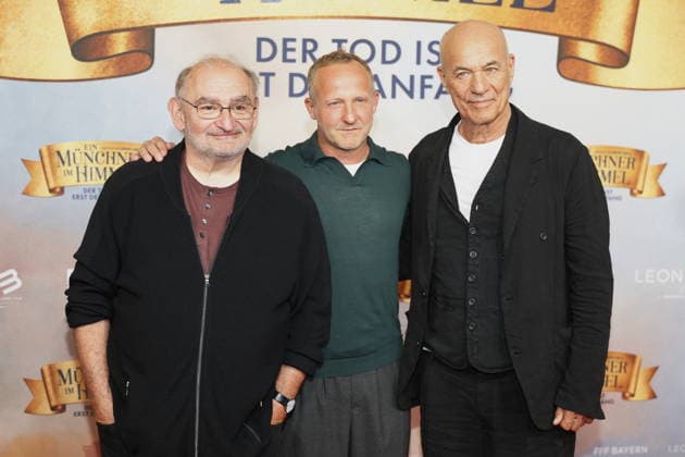 Kinopremiere,14.Mai2026 Sigi Zimmerschied, Maximilian Brückner und Heiner Lauterbach bei der Premiere der bayerischen Komödie Ein Münchner im Himmel Der Tod ist erst der Anfang im festlichem Rahmen, kurz vor dem offiziellen Kinostart am 14. Mai 2026 im Mathäser Filmpalast. München, 06.05.2026 München Maltäser KIno Bayern D Copyright: xAgenturxMatthiasxWehnertx xReinhardxZichyx