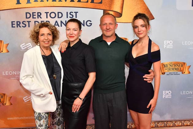 Michaela May, Hannah Herzsprung, Maximilian Brueckner und Momo Beier bei der Ein Muechner im Himmel - Der Tod ist erst der Anfang Kino Premiere am 6.05.2026 in Muenchen Ein Muenchner im Himmel Filmpremiere in Muenchen