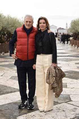 Venice, Pinault Foundation gala dinner on the island of San Giorgio, pictured: Aain Elkann and Jacqueline Beaurang  Copyright: xFRANCESCAxVIECELIx xipa-agency.netx xFrancescaxViecelix IPA_Agency_IPA74479780