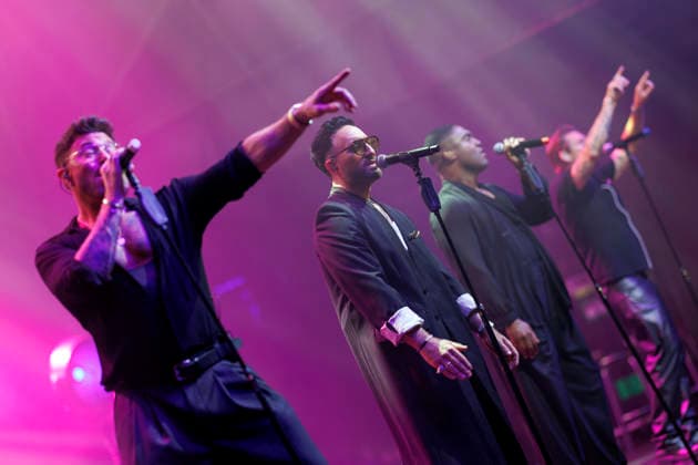 Die Sänger Duncan James, Antony Costa, Simon Webbe und Lee Ryan von der britischen Pop-Boyband Blue bei ihrem Auftritt im Rahmen der 25th Anniversary-Tour im Palladium Köln. Köln, 06.05.2026 NRW Deutschland Copyright: xChristophxHardtx