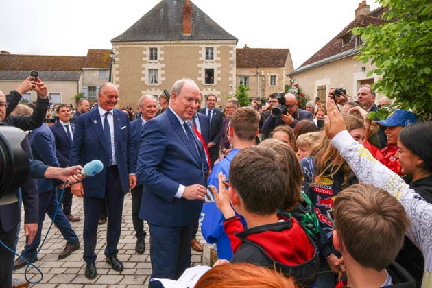 Prince Albert II Visit To Montresor S.A.S. Prince Albert II of Monaco visits Montrésor, Indre-et-Loire, France on May 6, 2026, following the footsteps of one of his ancestors, Imbert de Batarnay (1438-1523). Welcomed by the prefect of Indre-et-Loire and Frédéric Gaultier, mayor of Montrésor, the Sovereign Prince visited the collegiate church where Imbert de Batarnay rests before touring the château and addressing the local population gathered in the park. Photo by Pascal Avenet ABACAPRESS.COM Montresor Indre-et-Loire (37) France  Copyright: xAvenetxPascal ABACAx