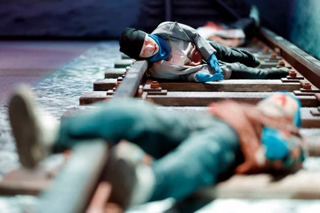 Opfer von Andrei Tschikatilo, dem Schlächter von Rostow, liegen auf Bahngleisen zu sehen in True Crime Ausstellung Serienkiller in Köln Ehrenfeld. Köln, 07.05.2026 NRW Deutschland Copyright: xChristophxHardtx