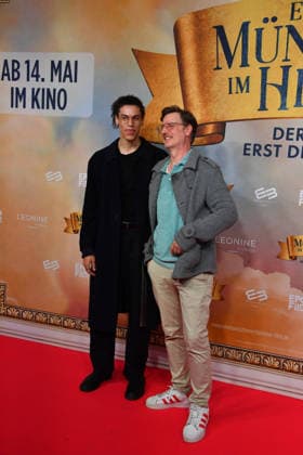 Florian Simbel mit Sohn Steward Premiere Ein Münchner im Himmel - Der Tod ist erst der Anfang Kinofilm Mathäser Filmpalast München 06. Mai 2026