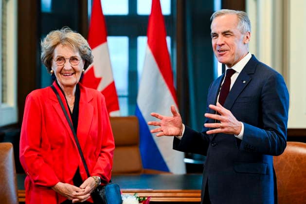 May 7, 2026, Ottawa, On, Canada: Prime Minister Mark Carney, right, meets with Princess Margriet of the Netherlands in his West Block office during an official visit in Ottawa, on Thursday, May 7, 2026. Ottawa Canada  - ZUMAc35_ 20260507_zaf_c35_080 Copyright: xSpencerxColbyx