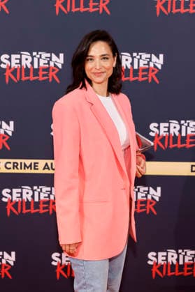 Moderatorin Amira Aly bei der Eröffnung der True Crime Ausstellung Serienkiller in Köln Ehrenfeld. Köln, 07.05.2026 NRW Deutschland Copyright: xChristophxHardtx