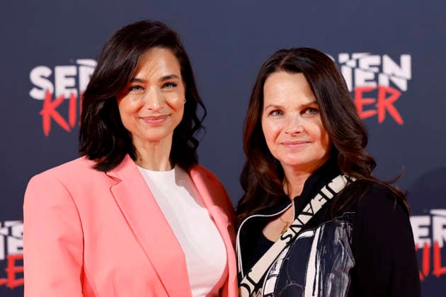 Moderatorin Amira Aly mit ihrer Mutter Mirjam Svetnik bei der Eröffnung der True Crime Ausstellung Serienkiller in Köln Ehrenfeld. Köln, 07.05.2026 NRW Deutschland Copyright: xChristophxHardtx