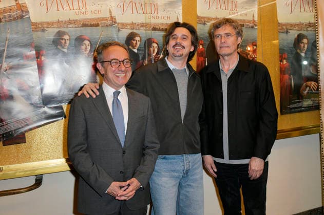 Luigi Estero, Damiano Michieletto und Martin Kochendörfer bei der Premiere des Kinofilms Vivaldi und ich im Cinema Paris. Berlin, 07.05.2026