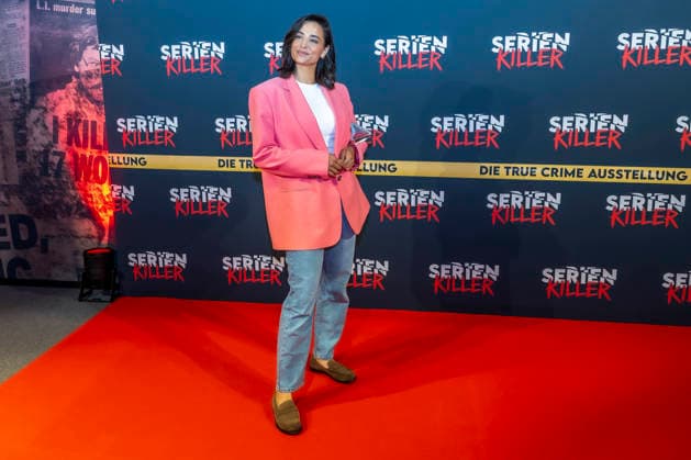 ABB SERIENKILLER- Amira Aly Moderatorin zu Gast bei der Eroeffnung der True Crime Ausstellung Serien Killer am 07.05.2026 in Köln Ehrenfeld NRW Deutschland