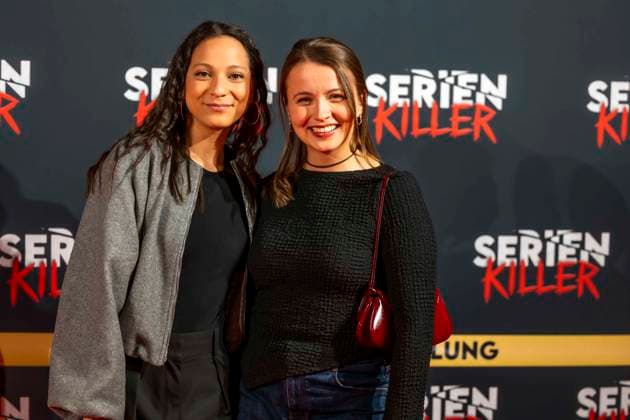 ABB SERIENKILLER- Shaolyn Fernandez Julia Wiedemann Schauspielerinen zu Gast bei der Eroeffnung der True Crime Ausstellung Serien Killer am 07.05.2026 in Köln Ehrenfeld NRW Deutschland