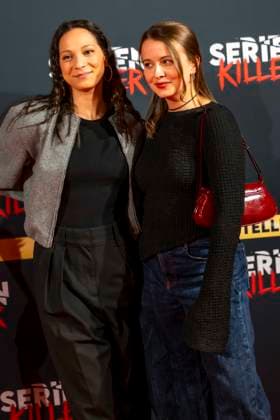 ABB SERIENKILLER- Shaolyn Fernandez Julia Wiedemann Schauspielerinen zu Gast bei der Eroeffnung der True Crime Ausstellung Serien Killer am 07.05.2026 in Köln Ehrenfeld NRW Deutschland