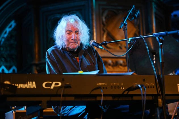 Albert Lee performing at Union Chapel in London LONDON, ENGLAND - MAY 07: Albert Lee performing at Union Chapel on May 07, 2026 in London, England. CAP MAR MAR Great Britain Copyright: xMartinxHarris CapitalxPicturesx