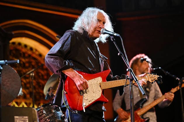 Albert Lee performing at Union Chapel in London LONDON, ENGLAND - MAY 07: Albert Lee performing at Union Chapel on May 07, 2026 in London, England. CAP MAR MAR Great Britain Copyright: xMartinxHarris CapitalxPicturesx