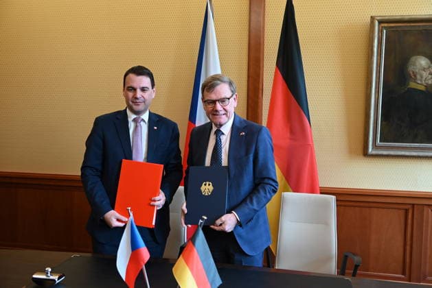 Czech Foreign Minister Petr Macinka, left, signed memorandum on further operation of Czech-German Future Fund with German Foreign Minister Johann Wadephul, within his visit to Germany, May 8, 2026. (CTKxPhoto JaromirxMrhal) CTKPhotoP2026050804693  CTKPhotoP2026050804693