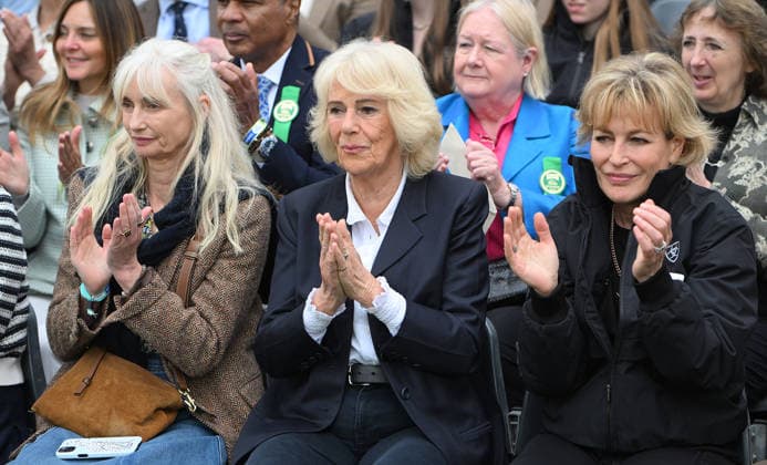 Queen Camilla meets Ebony Horse Club members Her Majesty, Queen Camilla, President of the Ebony Horse Club and Patron of the British Equestrian Federation, will meet members of the Ebony Horse Club as they demonstrate their skills during a short display at Badminton Horse Trials, which has selected Ebony Horse Club as its chosen charity this year. The Queen will also meet Badminton Horse Trials supporter and guests, including riders, past winners and representatives from the British Equestrian Federation. PIC: Orlando Fraser(Vice Chairman of Ebony) HRH The Queen, Clare Charlton from Ebony Horse Club, Credit:Eddie Mulholland PA ROTA - B68 Avalon UK, Badminton  Copyright: xEddiexMulhollandx xPAxROTAx-xB68x xAvalonx 1097354421