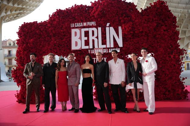 Global Premiere of Berlin and The Lady of Armino by Netflix The cast of Berlin , from left to right Álvaro Morte, Tristán Ulloa, Inma Cuesta, José Luis García Pérez, Begona Vargas, Pedro Alonso, Joel Sánchez, Michelle Jenner and Julio Pena Fernández, pose on the red carpet at the Global Premiere of Berlin and The Lady of Armino by Netflix A 08 May 2026, in Seville Andalusia, Spain The global premiere of the second season of the spin off of La casa de papel , titled Berlín y la dama del armino , which takes place this Friday and Saturday, will host several outstanding events in Seville Today Friday, this event has taken place in Las Setas starting with a red carpet which have paraded in addition to the cast, VIP guests 08 MAY 2026 María Jos Copyright: xMariaxJosà xLopezx 7509043