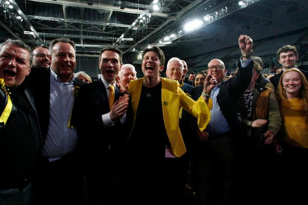 2026 Scottish Parliament election count, Glasgow International Arena, Glasgow, UK, 08 May 2026. SNP s Alison Thewliss celebrates winning Glasgow Central with Angus Millar at the 2026 Scottish Parliament election count, Glasgow International Arena, Glasgow, UK, 08 May 2026., Credit:William Kemmett Avalon UK, Glasgow, Glasgow International Centre  Copyright: xWilliamxKemmettx xAvalonx 1097421449