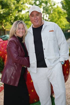 VIP-Abend im Gertrudenhof Erdbeerpark. Annemie Herren und Ramon Ademes beim VIP-Abend im Gertrudenhof Erdbeerpark am 08.05.2026 in Huerth. Hürth Gertrudenhof Erdbeerpark Nordrhein-Westfalen