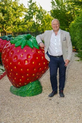 VIP-Abend im Gertrudenhof Erdbeerpark. Peter Zens beim VIP-Abend im Gertrudenhof Erdbeerpark am 08.05.2026 in Huerth. Hürth Gertrudenhof Erdbeerpark Nordrhein-Westfalen
