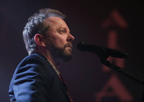 Kiefer Sutherland in concert at the Alhambra in Paris during his Love Will Bring You Home tour on May 8, 2026 After a career spanning both film and the series 24 Heures chrono , American actor Kiefer Sutherland continues his musical career blending pop, rock et country Denis Guignebourg Bestimage Kiefer Sutherland in concert at the Alhambra in Paris during his Love Will Bring You Home tour on May 8, 2026 After a career spanning both film and the series 24 , American actor Kiefer Sutherland continues his musical career, blending pop, rock, and country Paris France  Copyright: xDenisxGuignebourgx xBestimagexDenisxGuignebourgx xBestimagex