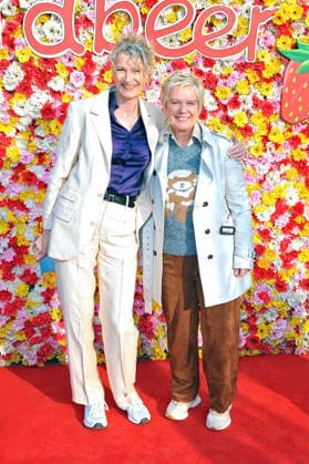 VIP-Event im Erdbeerpark . Heike Meier-Henkel und Birgit Lechtermann anläßlich des VIP-Event im Erdbeerpark am 08.05.2026 auf dem Erlebnisbauernhof Gertrudenhof in Hürth. 20260508MWI119870