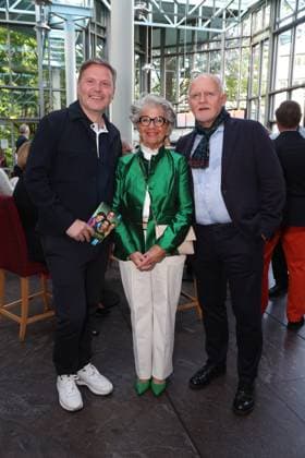 Hubert Neubacher, Hannelore Lay und Norbert Wiwianka, Premierenfeier der Komödie 53 Sonntage mit prominenten Gästen in der Komödie Winterhuder Fährhaus, Hamburg 8.5.2026