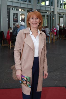 Moderatorin und Gesundheitsexpertin Vera Cordes, Premierenfeier der Komödie 53 Sonntage mit prominenten Gästen in der Komödie Winterhuder Fährhaus, Hamburg 8.5.2026