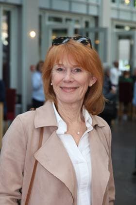 Moderatorin und Gesundheitsexpertin Vera Cordes, Premierenfeier der Komödie 53 Sonntage mit prominenten Gästen in der Komödie Winterhuder Fährhaus, Hamburg 8.5.2026