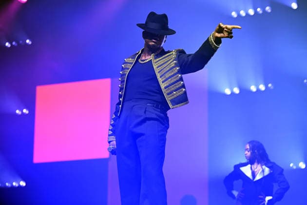 Ne-Yo performing on the ˜Nights Like This™ Tour in London LONDON, ENGLAND - MAY 08: Ne-Yo performing as part of the ˜Nights Like This™ Tour at O2 Arena, Greenwich on May 08, 2026 in London, England. CAP MAR MAR Great Britain Copyright: xMartinxHarris CapitalxPicturesx