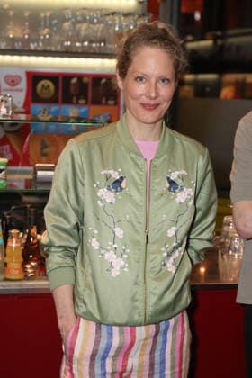 Schauspielerin Tessa Mittelstaedt bei der Premierenfeier der Komödie 53 Sonntage mit prominenten Gästen in der Komödie Winterhuder Fährhaus, Hamburg 8.5.2026