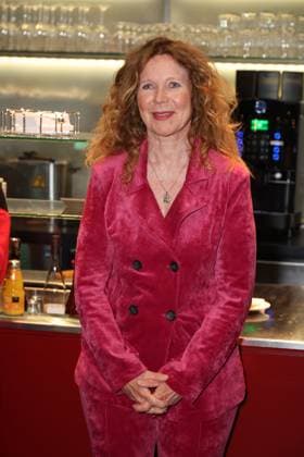 Marion Kracht führt bei diesem Theaterstück Regie, Premierenfeier der Komödie 53 Sonntage mit prominenten Gästen in der Komödie Winterhuder Fährhaus, Hamburg 8.5.2026
