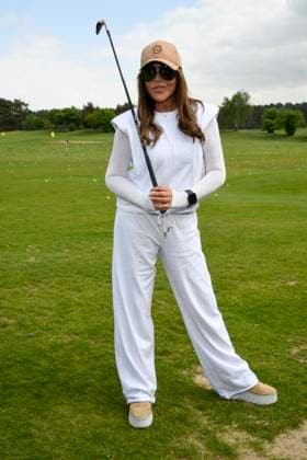 ABB PROMIGOLF -Simone Thomalla beim Abschlag , zu Gast beim ersten Charity Promi-AM Golfturnier zu gunstemn von Kinderwohl Berlin und Geka e.V. auf dem Golf und Country Club am Motzener See in Mittenwalde Brandenburg am 09.05.2026 Brandenburg Deutschland