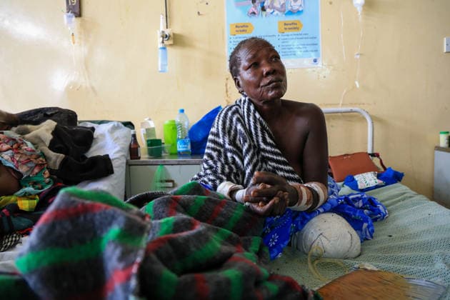 News Bilder des Tages Death toll reaches 15 in Kenya gold mine collapse WEST POKOT, KENYA - MAY 09: The miners who were rescued injured from yesterday s mine collapse in a gold mine in the Rumos Hills are receiving treatment at Kapenguria Regional Hospital in West Pokot, Kenya on May 09, 2026. The disaster resulted in the deaths of 15 people, including 10 women, while survivors were rushed to hospital for urgent medical treatment. Lucas Mukasa Anadolu West Pokot Kenya. Editorial use only. Please get in touch for any other usage.  Copyright: x2026xAnadoluxLucasxMukasax