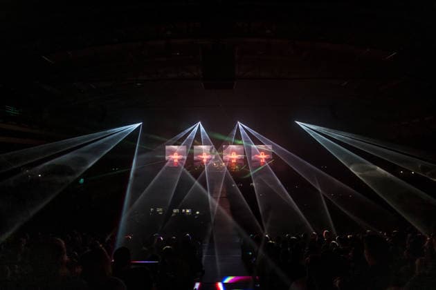 Christopher von Deylen alias Schiller während des Auftaktkonzerts der EUPHORIA In Surround Sound Die Arena Tour 2026 am 9. Mai 2026 in der QUARTERBACK Immobilien ARENA in Leipzig. Die aktuelle Tournee präsentiert das neue Album Euphoria mit immersiver Licht- und Surround-Show. Schiller 2026