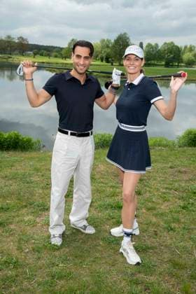 ABB PROMIGOLF - Timur Uelker mit Rebecca Kunikowski Gastgeberin beim ersten Charity Promi-AM Golfturnier zu gunstemn von Kinderwohl Berlin und Geka e.V. auf dem Golf und Country Club am Motzener See in Mittenwalde Brandenburg am 09.05.2026 Brandenburg Deutschland