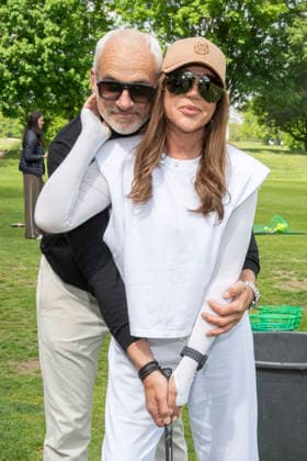 ABB PROMIGOLF- Simone Thomalla Freund Rene Merten beim Abschlag , zu Gast beim ersten Charity Promi-AM Golfturnier zu gunstemn von Kinderwohl Berlin und Geka e.V. auf dem Golf und Country Club am Motzener See in Mittenwalde Brandenburg am 09.05.2026 Brandenburg Deutschland