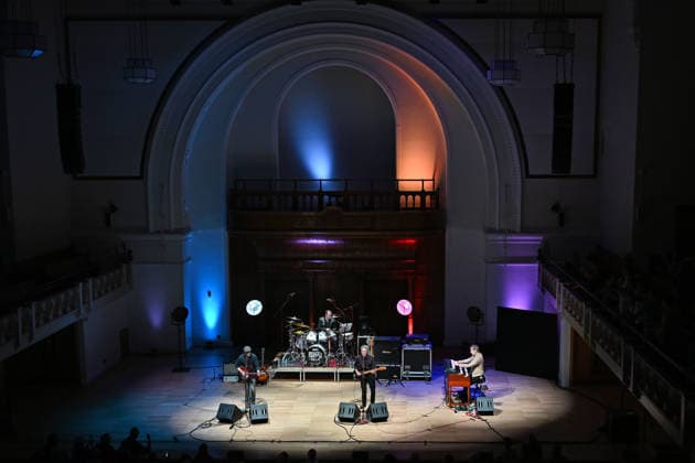 Bruce Foxton performing at Cadogan Hall in London LONDON, ENGLAND - MAY 09: Craig Joiner, Mark Brezezicki, Bruce Foxton and Andy Fairclough performing at Cadogan Hall on May 09, 2026 in London, England. CAP MAR MAR Great Britain Copyright: xMartinxHarris CapitalxPicturesx