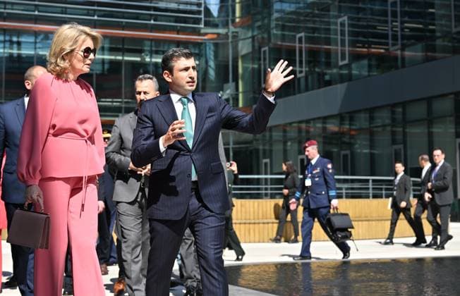 Belgian Queen Mathilde in Istanbul ISTANBUL, TURKIYE - MAY 10: Belgian Queen Mathilde (L) is welcomed by Baykar Board Chairman, Selcuk Bayraktar (R), at the Ozdemir Bayraktar National Technology Center as part of an Economic Mission in Istanbul, Turkiye, on May 10, 2026. Elif Ozturk Anadolu Istanbul Turkey. Editorial use only. Please get in touch for any other usage.  Copyright: x2026xAnadoluxElifxOzturkx