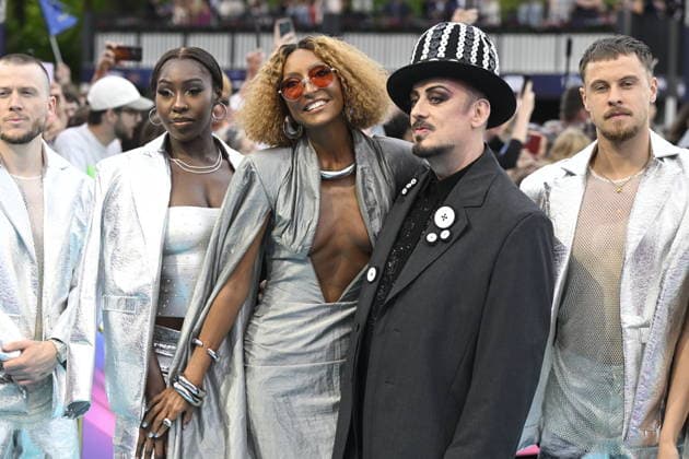 VIENNA, AUSTRIA 20260510 Senhit and Boy George representing San Marino on the turquoise carpet ahead of next week s semi-finals and final of this year s Eurovision Song Contest (ESC) in Vienna, Austria. WIEN AUSTRIA ttexport x10070x *** VIENNA, AUSTRIA 20260510 Senhit and Boy George representing San Marino on the turquoise carpet ahead of next week s semi finals and final of this year s Eurovision Song Contest ESC in Vienna, Austria WIEN AUSTRIA ttexport x10070x  Copyright: xJessicaxGow TTx EUROVISION 2026 TURQUOISE CARPET 3WuKkeHg7PA