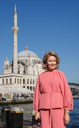 Queen Mathilde of Belgium pictured during a visit to the Ortakoy Square in Istanbul, on the first day of a Belgian economic mission to Turkey, on Sunday 10 May 2026. The Queen of the Belgians is visiting Turkey from 10 to 14 May.  BENOITxDOPPAGNE 173429608