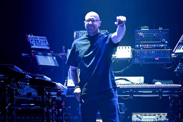 Schiller - Euphoria - The Laser Experience am 10.05.2026 in der Rudolf Weber-Arena in Oberhausen Schiller ( Christopher von Deylen ) steht am 10.05.2026 in der Rudolf Weber-Arena in Oberhausen auf der Bühne.