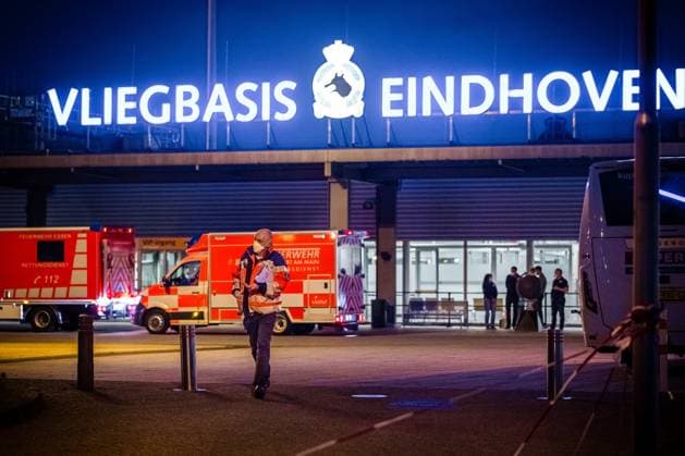 EINDHOVEN - German emergency services are leaving Eindhoven Air Base, where an aircraft carrying approximately 29 passengers from the cruise ship m v Hondius has landed. The intention is for Dutch passengers from the ship, which has been hit by a deadly hantavirus outbreak, to go into home quarantine for six weeks upon their return. ROB ENGELAAR ANP netherlands out - belgium out  Copyright: xx x557959453x originalFilename: 557959453.jpg