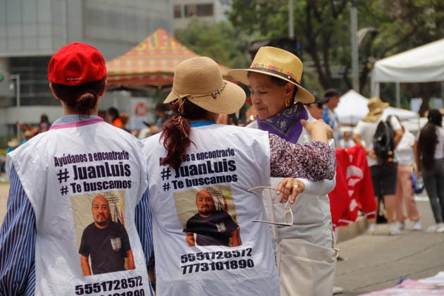 14th National March for Dignity on Mother s Day Persons gather at Angel of Independence during a demonstration for the 14th National March for Dignity: Mothers Searching demanding Justice on the occasion of Mother s Day. on May 10, 2026 in Mexico City, Mexico. (Photo by Carlos Santiago Eyepix Group) Copyright: xCarlosxSantiago xEyepixxGroupx CS_10052026_183578