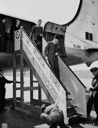 RECORD DATE NOT STATED Foreign Minister Anthony Eden at Berlin airfield, Germany, 1945 British Foreign Minister Anthony Eden arriving at Berlin-Gatow airfield, Berlin, Germany, 15 Jul 1945 Editorial use only. All other uses to be cleared with the copyright owner (World History Archive), in advance., WHA_059_0052.jpg, British Foreign Minister; Anthony Eden; Berlin-Gatow airfield; Berlin; Germany; 1945; July; arrival; politician; historical; event; World War II; post-war; Europe; British delegation; diplomatic visit; official trip; government official; British history; Berlin Airlift; British politics; international relations; 20th century; black and white; vintage; archival; Anthony Eden in Berlin; British diplomat; wartime; British governme Copyright: xWorldxHistoryxArchive ARPLx