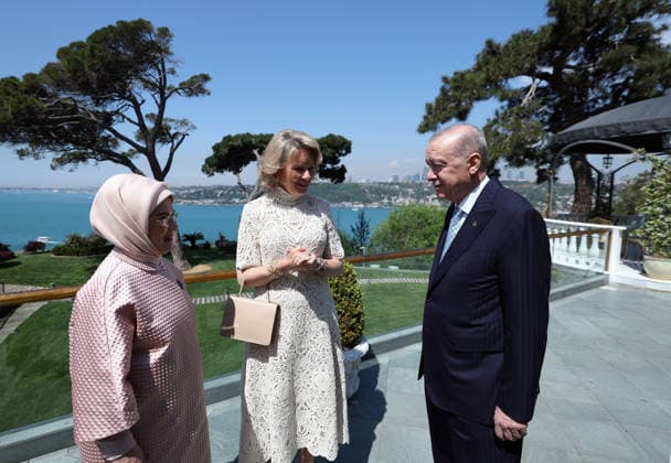 Turkish President Recep Tayyip Erdogan ISTANBUL, TURKIYE - MAY 11: (----EDITORIAL USE ONLY - MANDATORY CREDIT - TURKISH PRESIDENCY MUSTAFA KAMACI HANDOUT - NO MARKETING NO ADVERTISING CAMPAIGNS - DISTRIBUTED AS A SERVICE TO CLIENTS----) Turkish President Recep Tayyip Erdogan and Turkish First Lady Emine Erdogan meet with Queen Mathilde of Belgium at Dolmabahce Palace in Istanbul, Turkiye, on May 11, 2026. TUR Presidency Mustafa Kamaci Anadolu Istanbul Turkey. Editorial use only. Please get in touch for any other usage.  Copyright: x2026xAnadoluxTURxPresidencyx xMustafaxKamacix