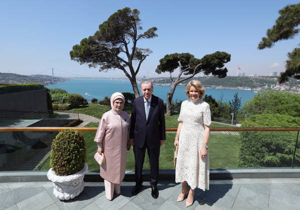 Turkish President Recep Tayyip Erdogan ISTANBUL, TURKIYE - MAY 11: (----EDITORIAL USE ONLY - MANDATORY CREDIT - TURKISH PRESIDENCY MUSTAFA KAMACI HANDOUT - NO MARKETING NO ADVERTISING CAMPAIGNS - DISTRIBUTED AS A SERVICE TO CLIENTS----) Turkish President Recep Tayyip Erdogan and Turkish First Lady Emine Erdogan meet with Queen Mathilde of Belgium at Dolmabahce Palace in Istanbul, Turkiye, on May 11, 2026. TUR Presidency Mustafa Kamaci Anadolu Istanbul Turkey. Editorial use only. Please get in touch for any other usage.  Copyright: x2026xAnadoluxTURxPresidencyx xMustafaxKamacix