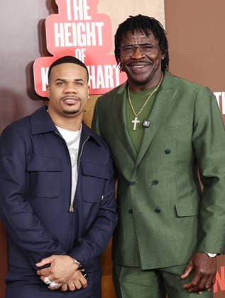 The Roast Of Kevin Hart Red Carpet At Netflix Is A Joke Fest Los Angeles CA May 10: Michael Irvin at The Roast Of Kevin Hart Red Carpet At Netflix Is A Joke Fest held at The Kia Forum in Los Angeles, CA. on May 10, 2026 Credit: AdMedia Los Angeles CA United States EDITORIAL USE ONLY  Copyright: xx ADx admphotostwo988127